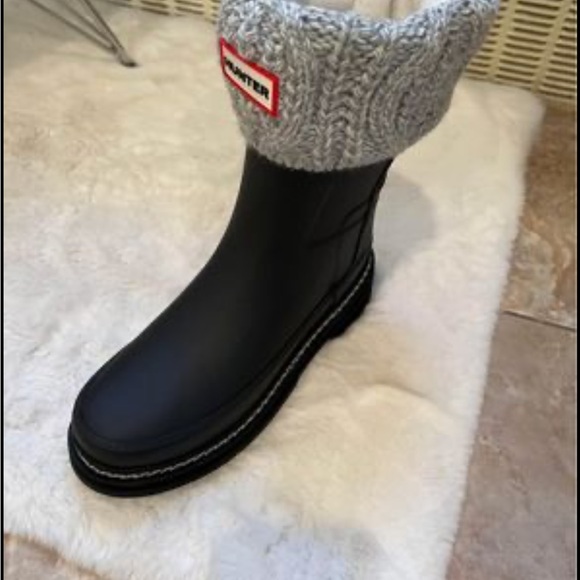 NEW Hunter rain boots Size US 7 - Picture 1 of 9